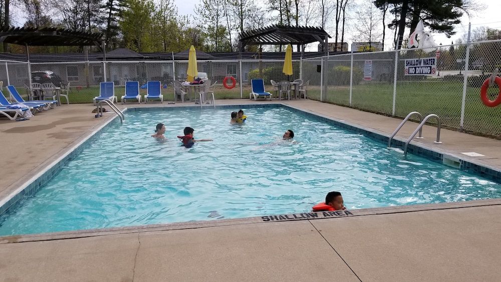 Wasaga Beach Inn And Cottages