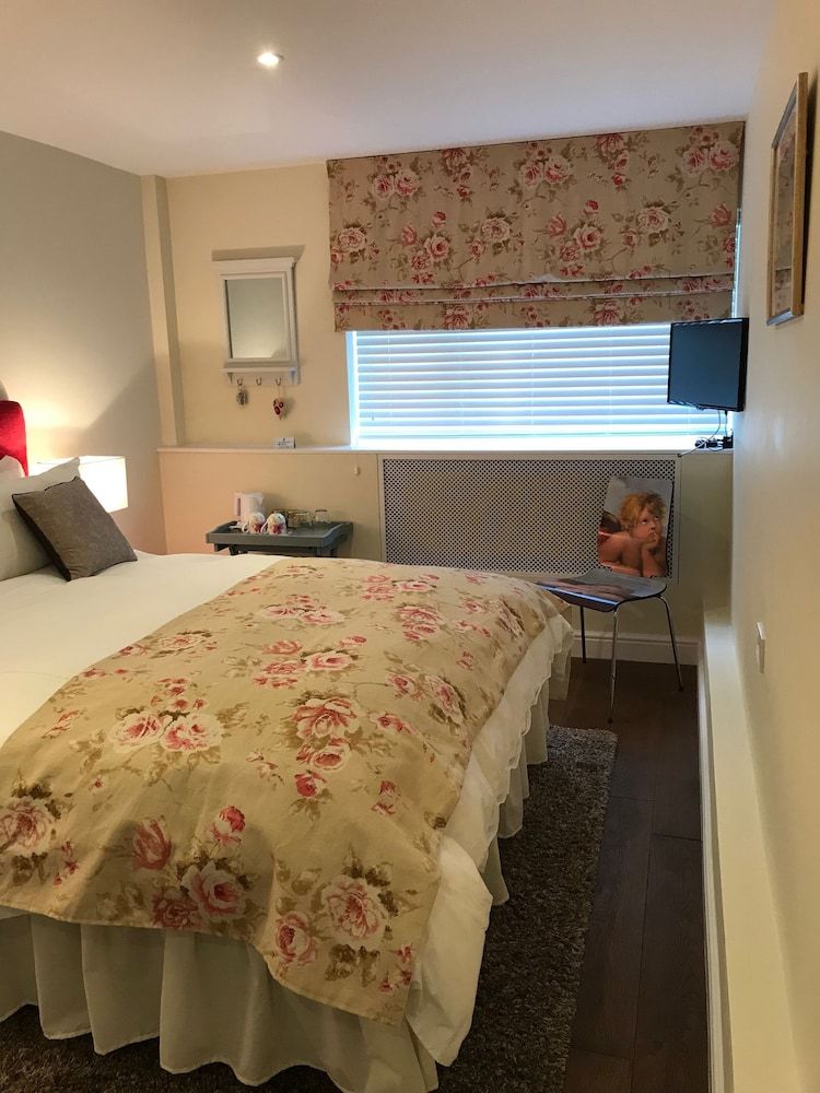 Chestnuts Bed & Breakfast 3