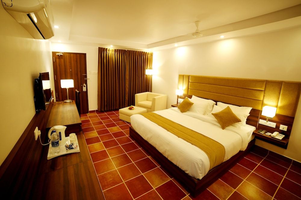 Athirapilly Green Trees 2