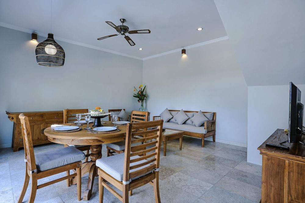 Desa Swan Villas & SPA, Keramas 3