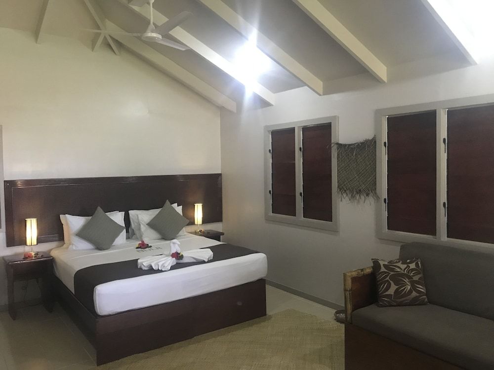 Coconut Beach Resort 3