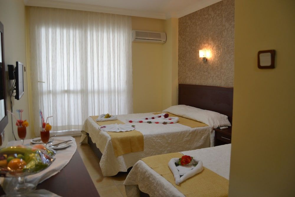 Park Admiral Hotel 3