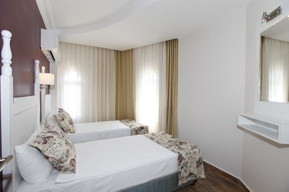 Olbios Marina Resort 3