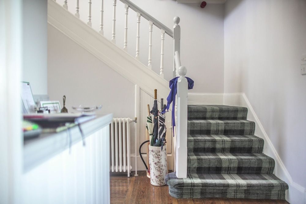 Fir Tree Bed and Breakfast at Galvelbeg House 2