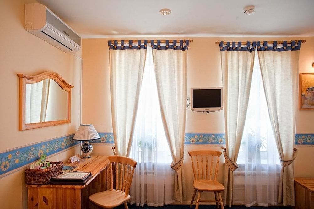 Imperial Village Hotel Dom Rozhdestvenskii 3