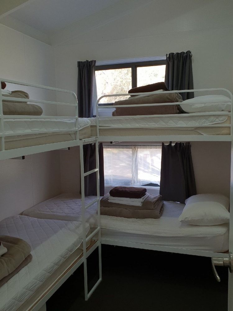 Riverglen Holiday Park 3