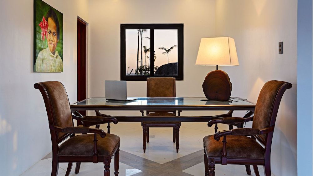 Ocean's Edge Resort 2 Ocean's Edge Resort 2