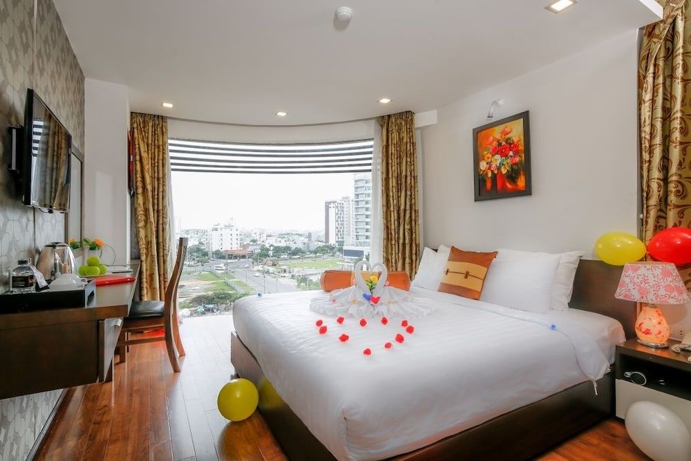 CONNECT HOTEL 1 CONNECT HOTEL 1