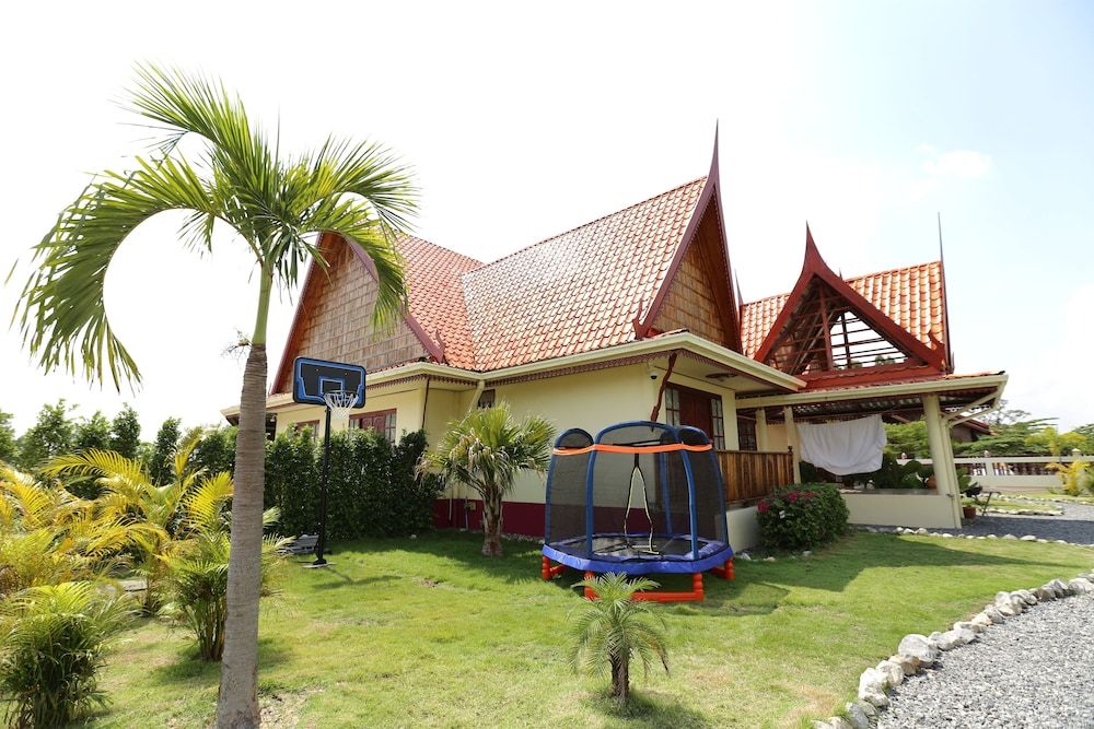 The Orchid Resort & Relax 2