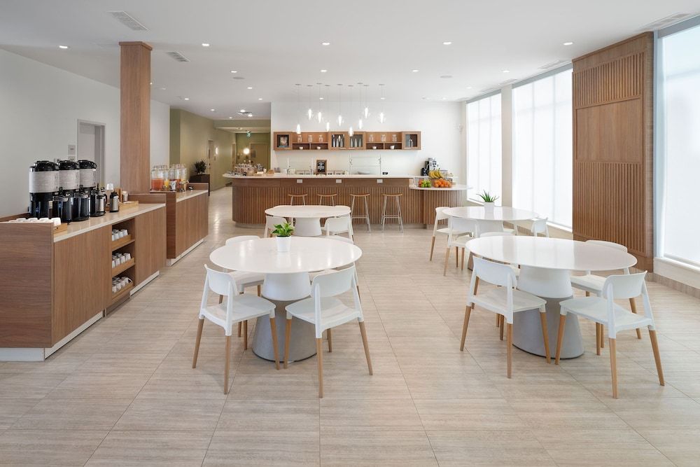 Element Edmonton West 1