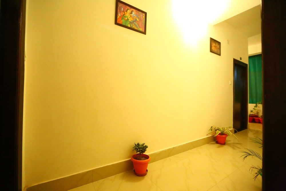 Hotel Yash Residency Assi Ghat & Bhu 3