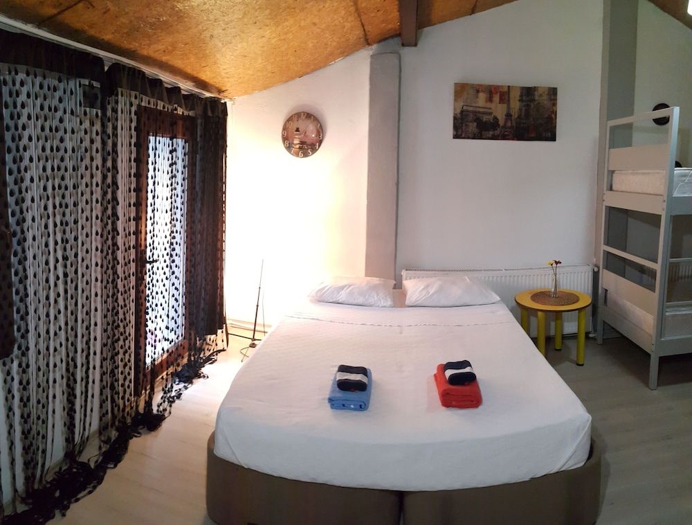 Eves Home Pension 3