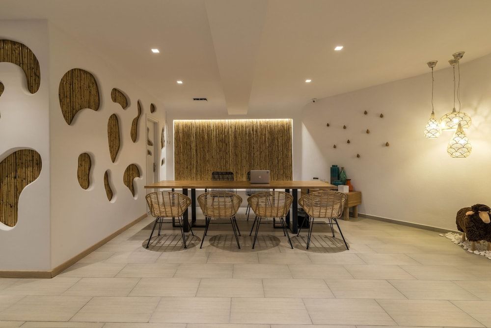 Artemoula's Studios 2