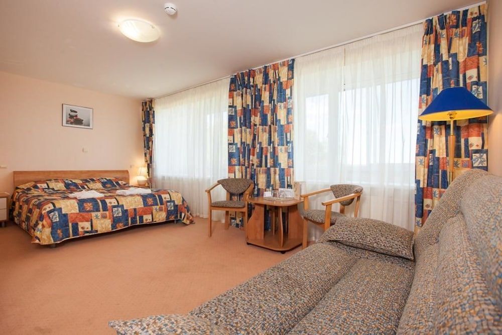 AMAKS Valdaiskie Zori 3