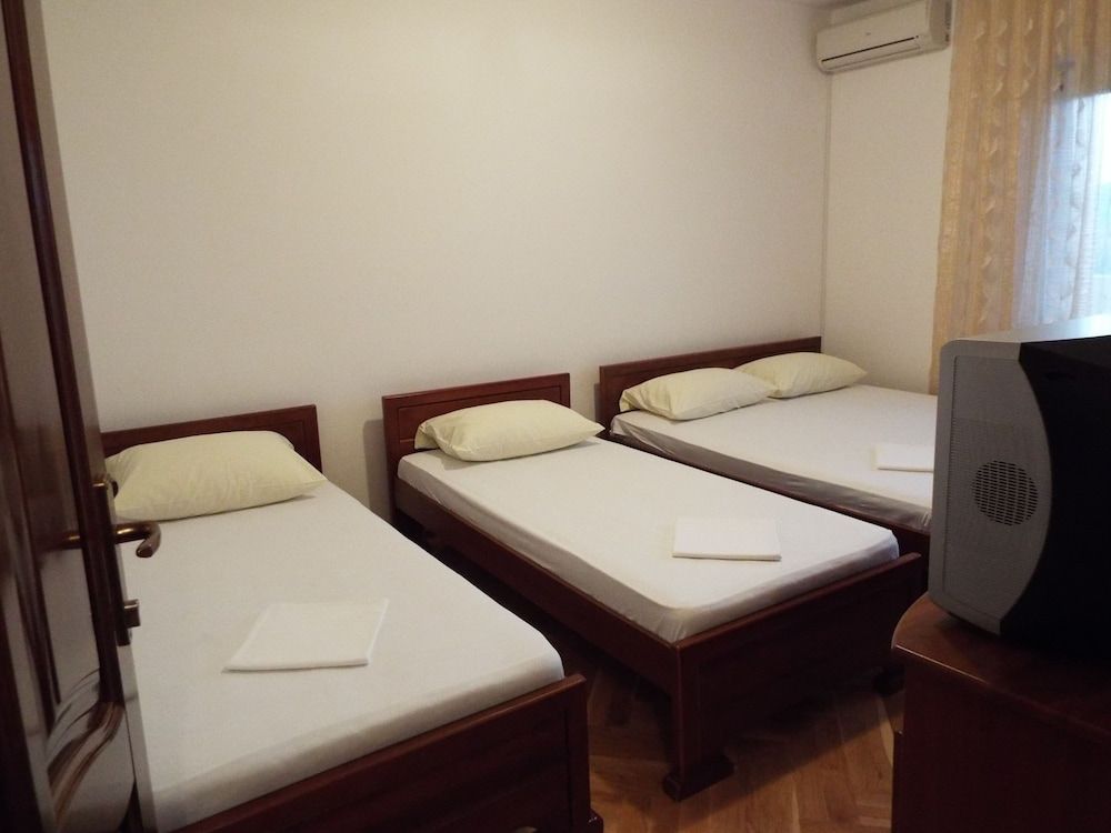 Apartments Old Olive 3