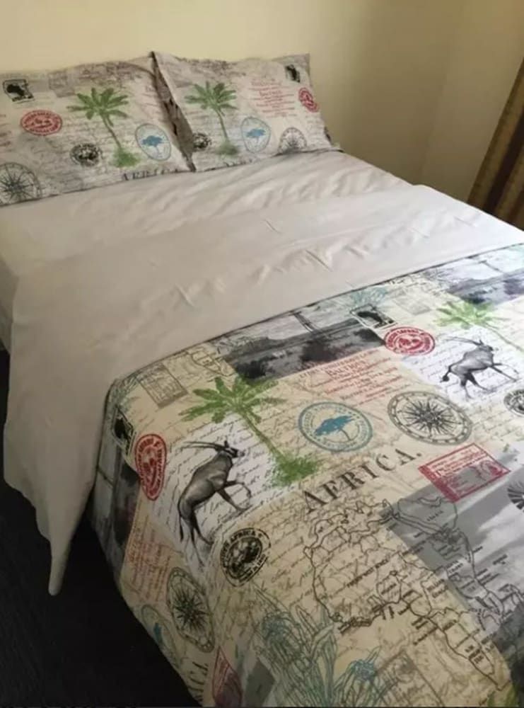 Cedar Wood Guest Lodge 1