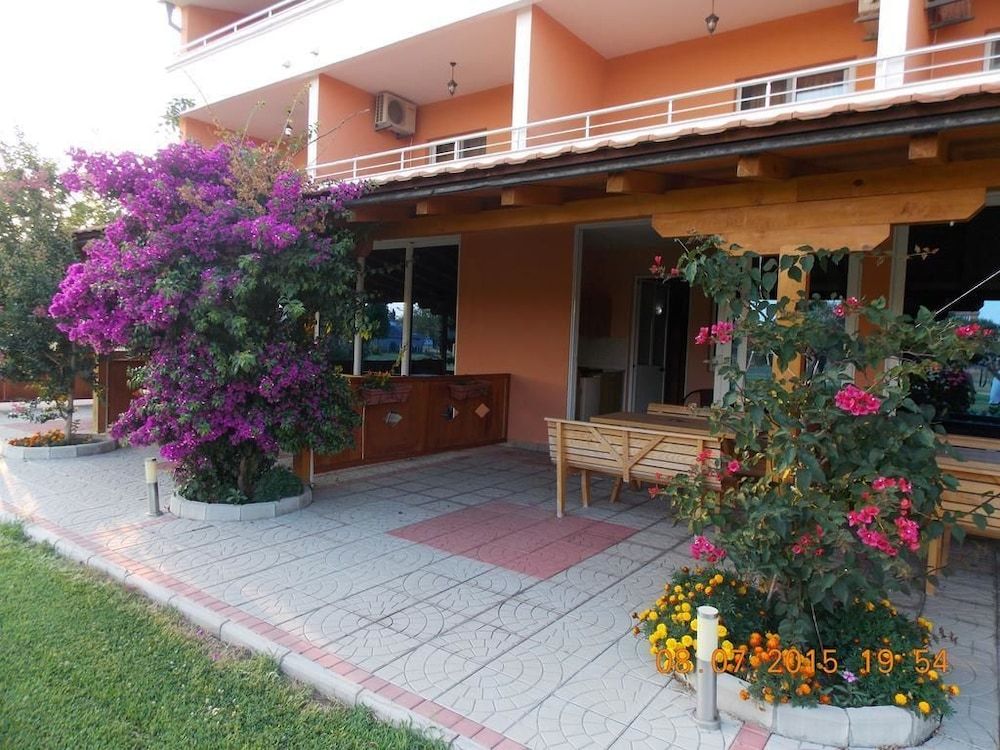 Delfini Apartments 1