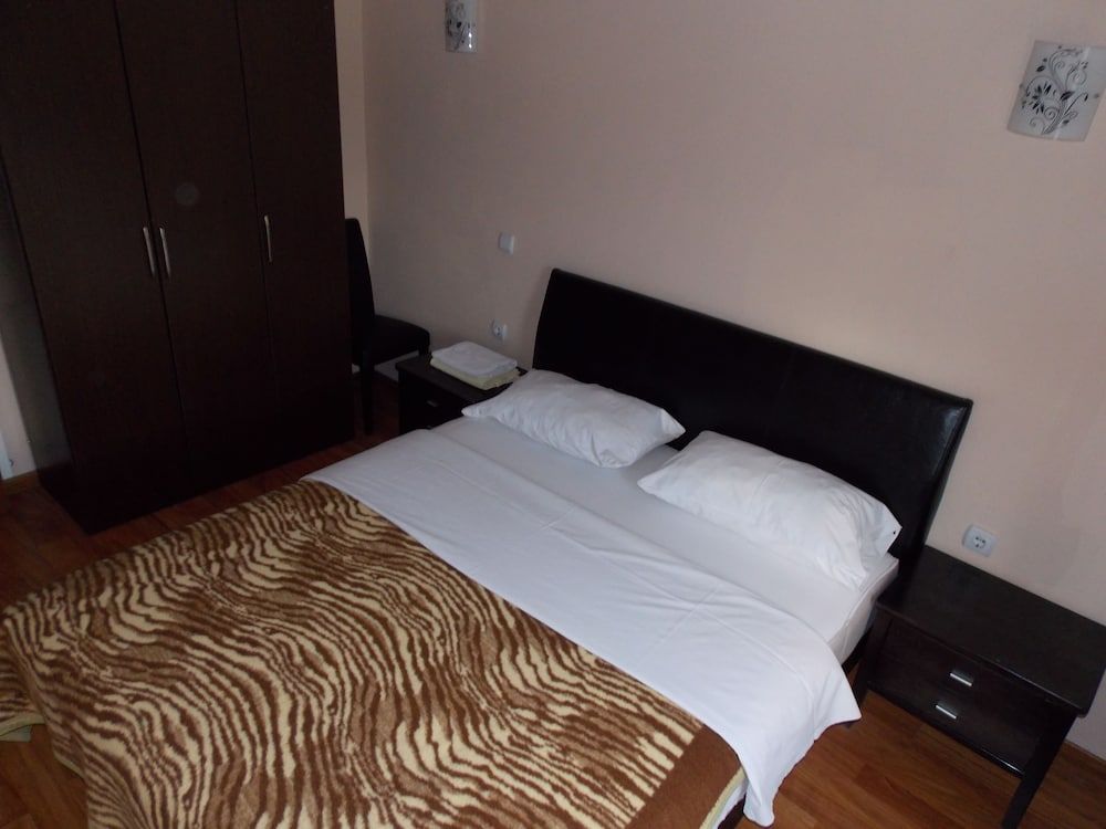 Delfini Apartments 3