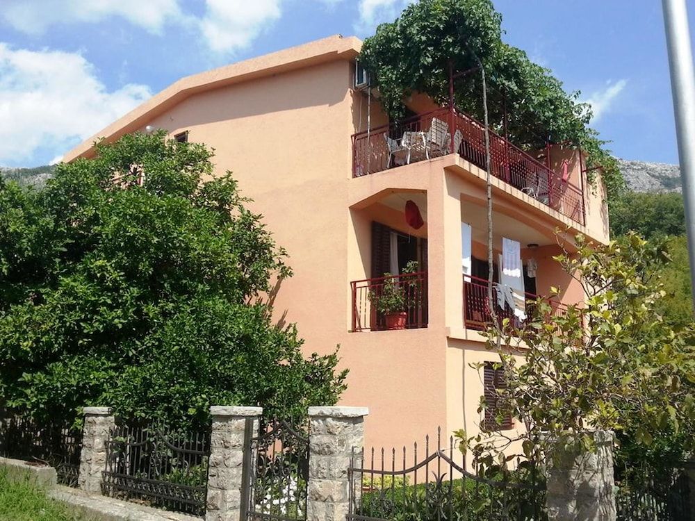 Kovacevic Apartments 2 estrelas em Petrovac na Moru