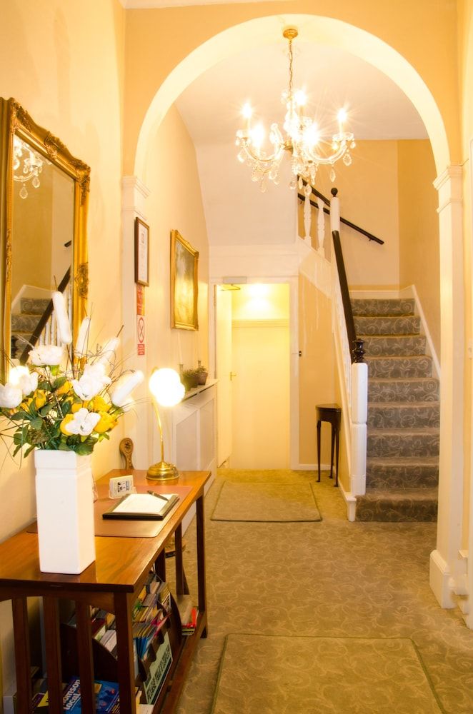 Hedley Villa Guest House -1 estrellas en Leamington Spa