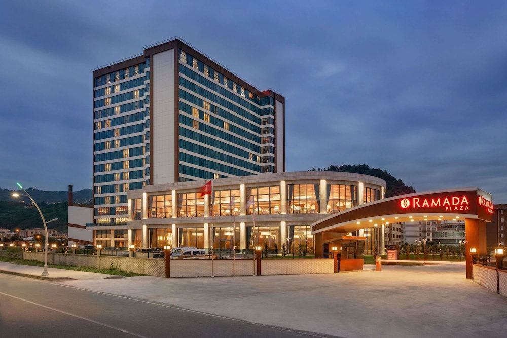 Ramada Plaza By Wyndham Rize 5 estrelas em Rize