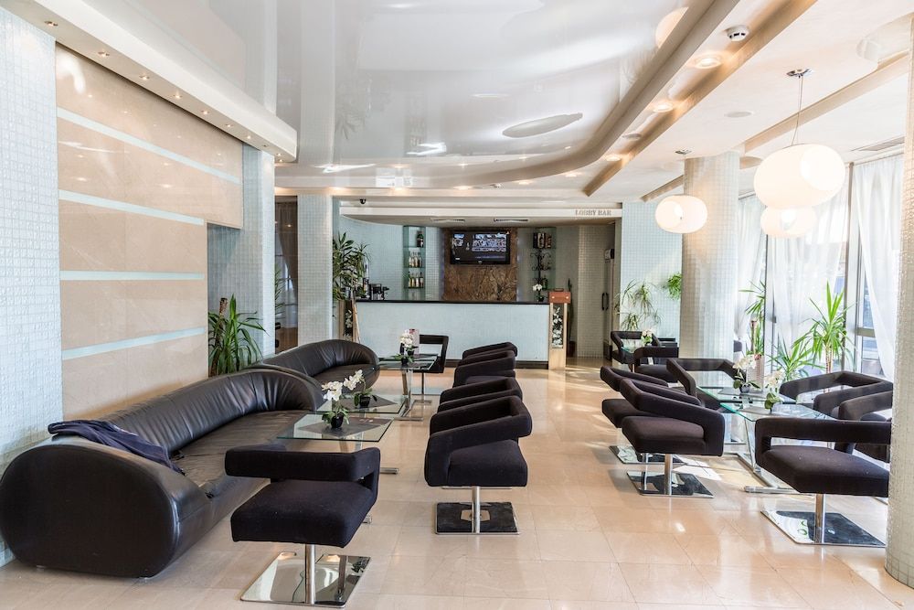 Cosmopolitan Hotel & Wellness 2