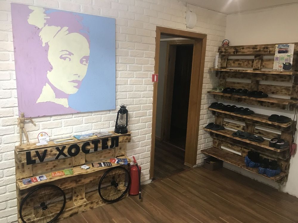 LV. Hostel 3