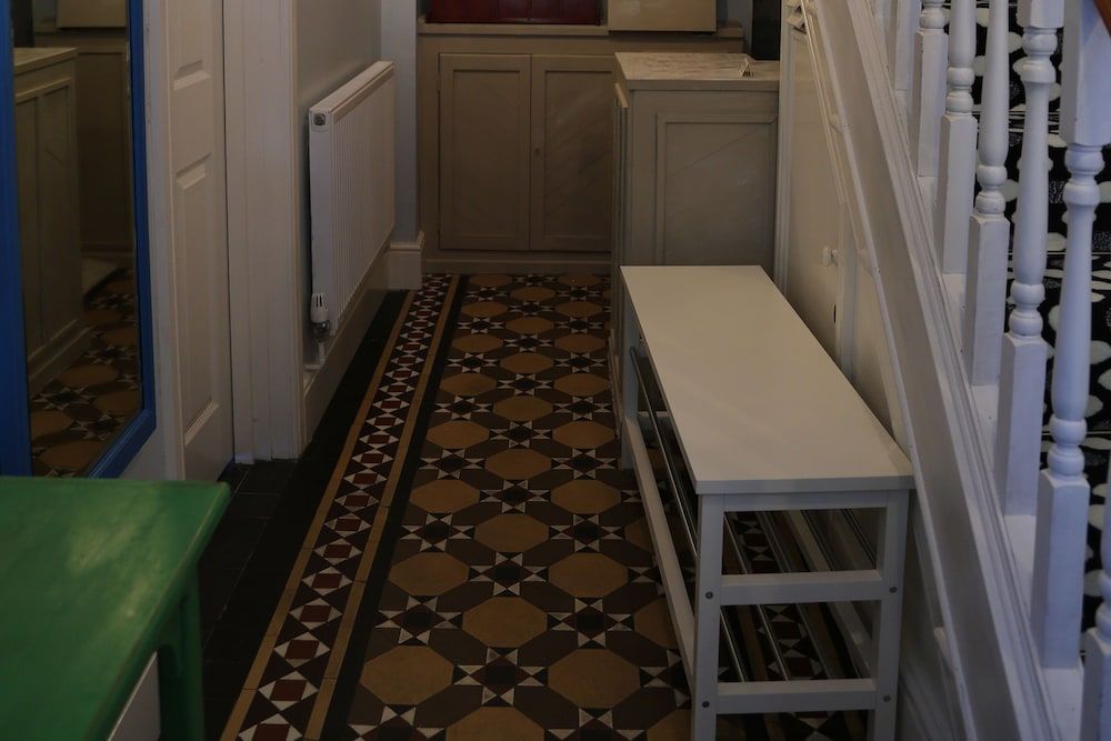 SUMMER HILL GUEST HOUSE 2