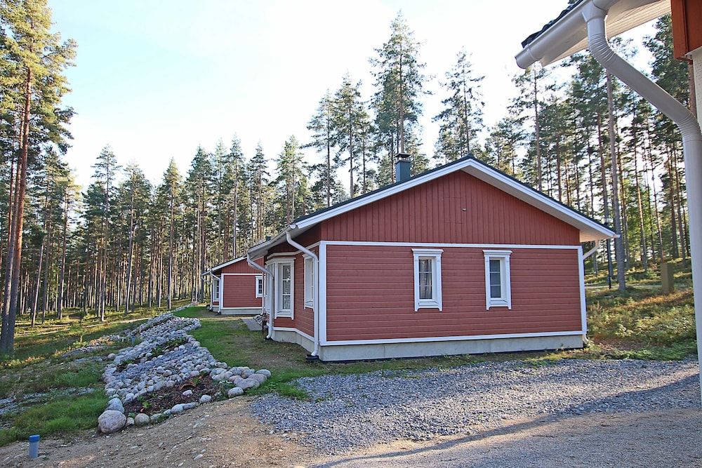 Ruokkeen Lomakylä 4 estrelas em Kesälahti