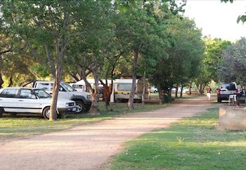 Smilin Thru Resort 3