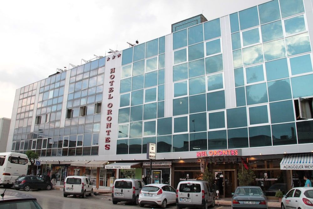 Orontes Hotel