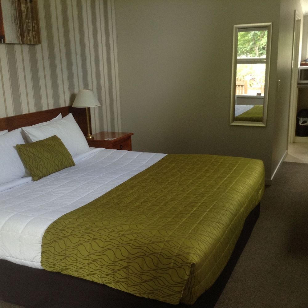 Shades of Arrowtown 3