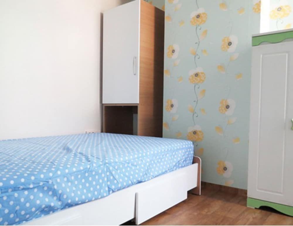 Happy House Sang-dong 3