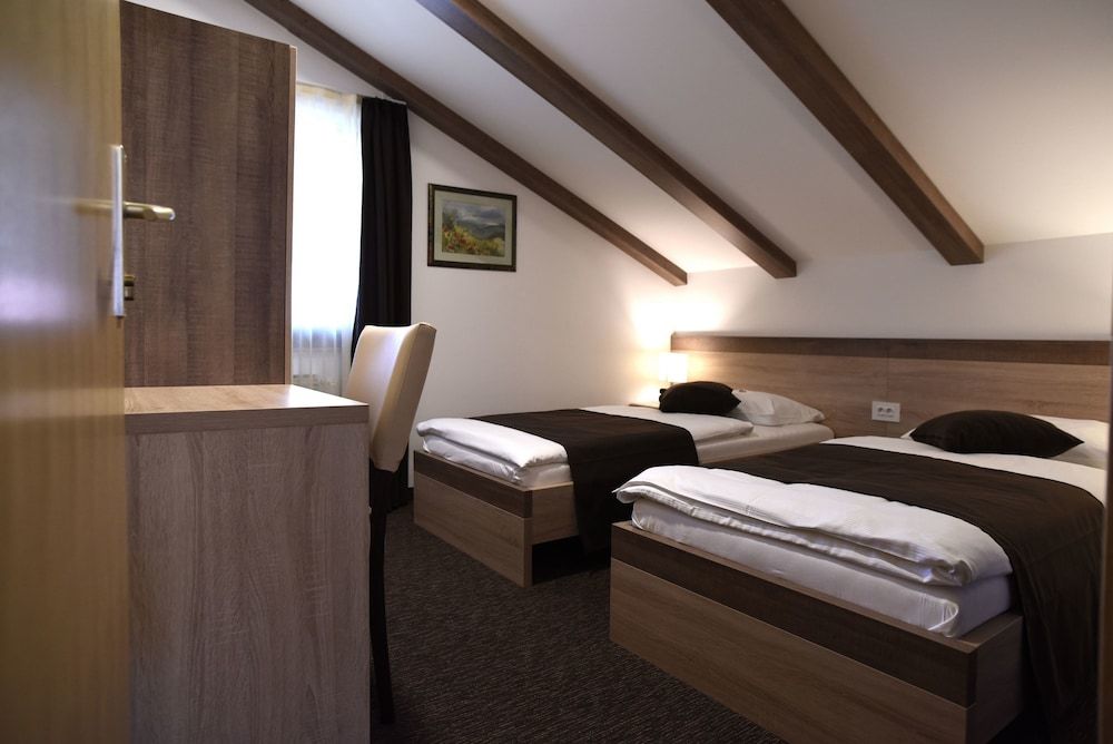 Rooms Barba Niko Zagreb Airport 3