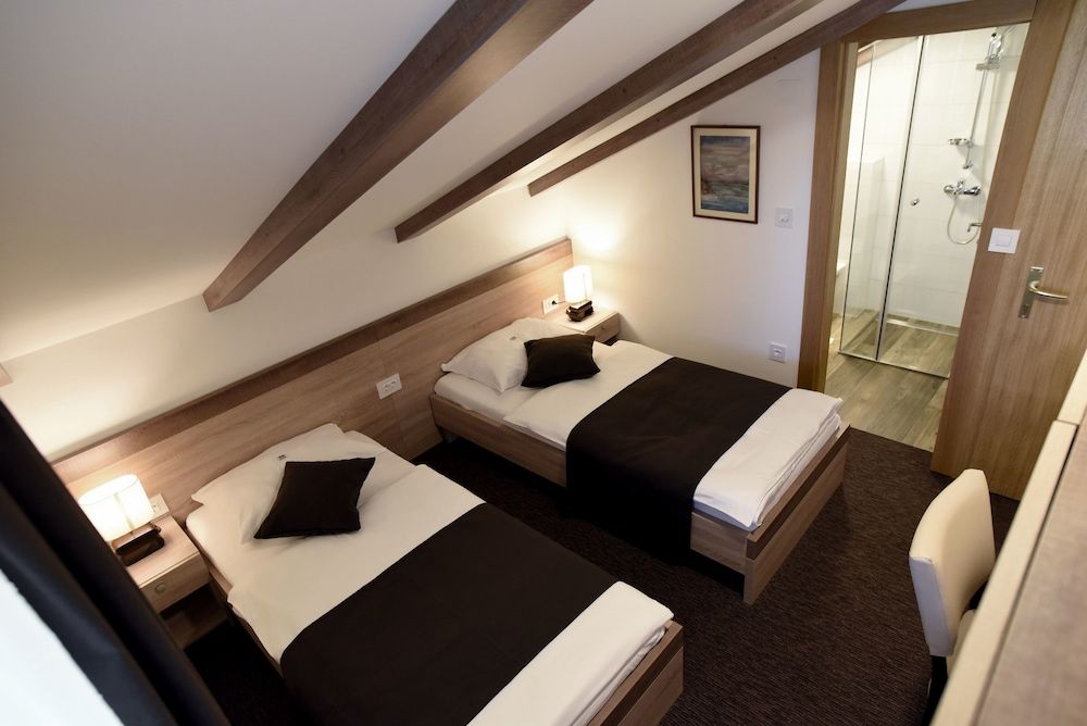 Rooms Barba Niko Zagreb Airport 2