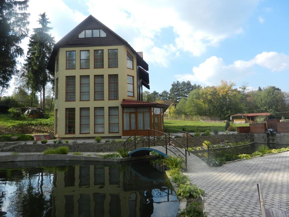 Mini-hotel Club Bon Ton