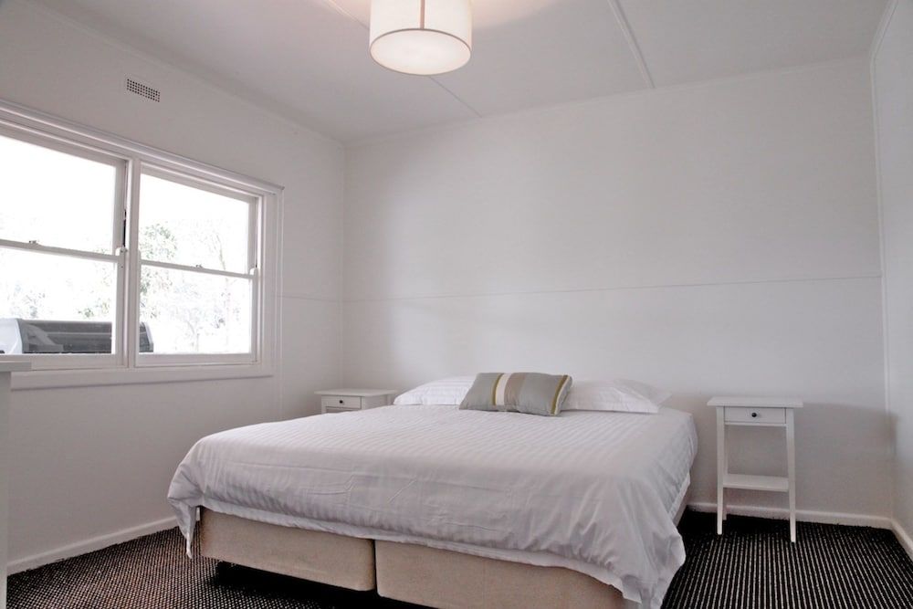 Sorrento Beach Cottages 1 2