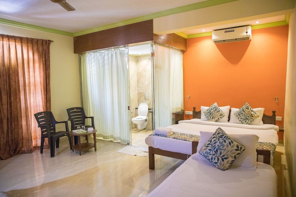 Larios Beach Holidays