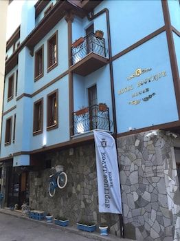 Royal Boutique House 1