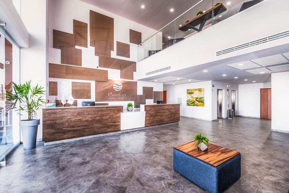 Comfort Inn & Suites Los Cabos 2
