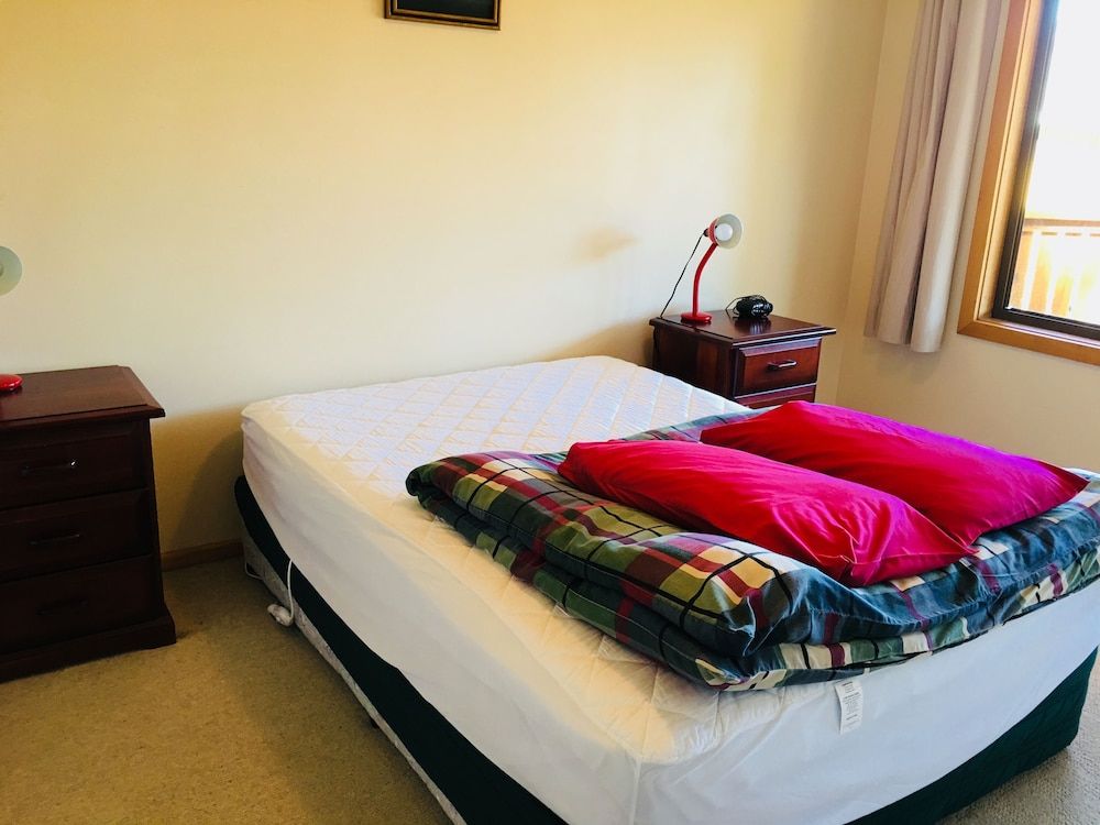 Anglers Reach Lakeside Village 3