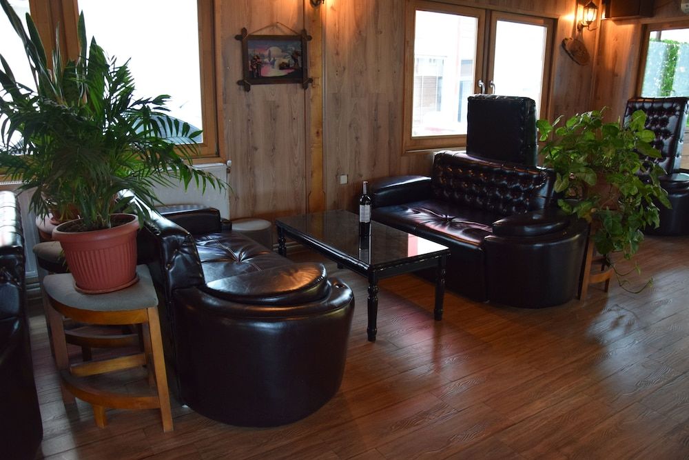 HOTEL DENIS 3