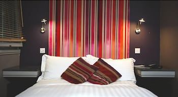 Siberia Bar & Hotel 3