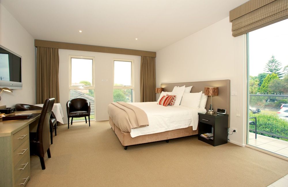 Brooklands of Mornington 2