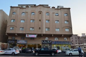 Danat Apartments (Singles Only)