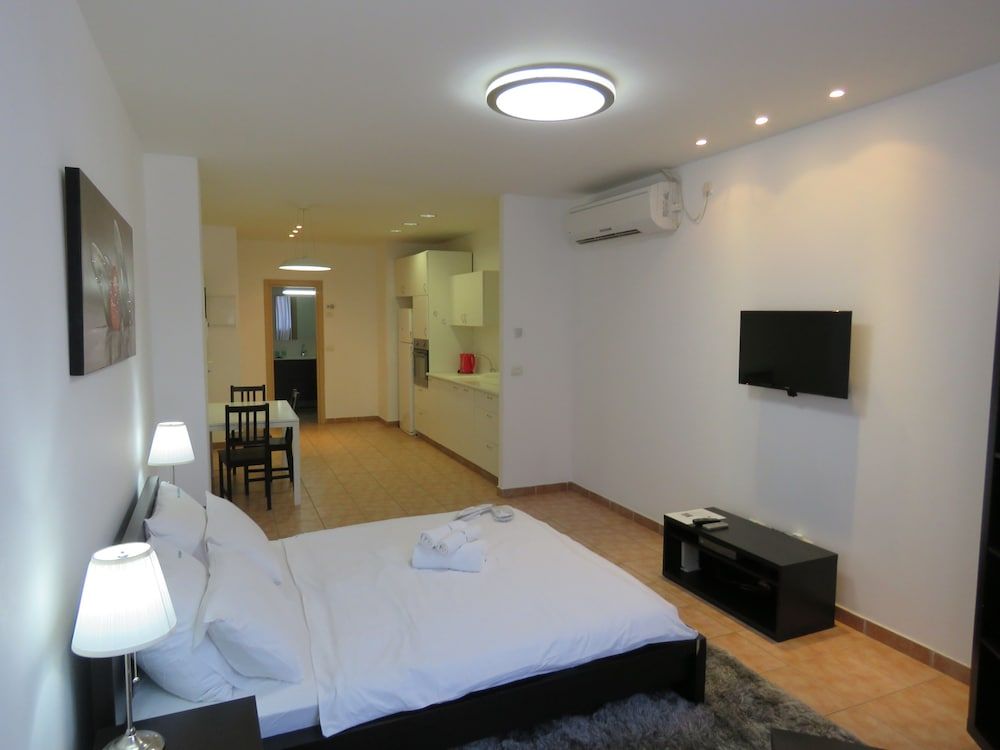 Star Apartments Petah Tikva 2