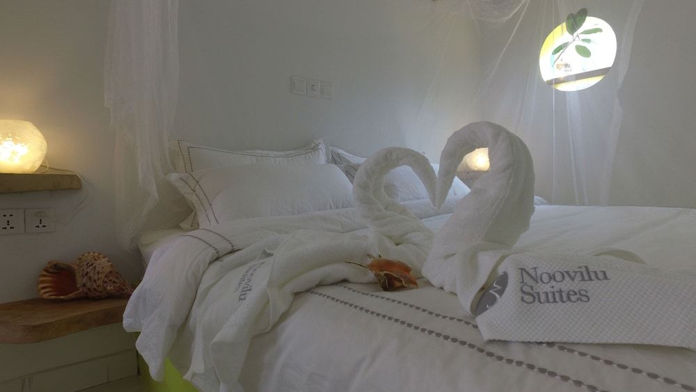 Noovilu Suites Maldives 3