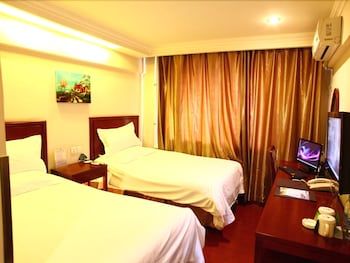 GreenTree Inn Haerbin Railyway Station Express Hotel