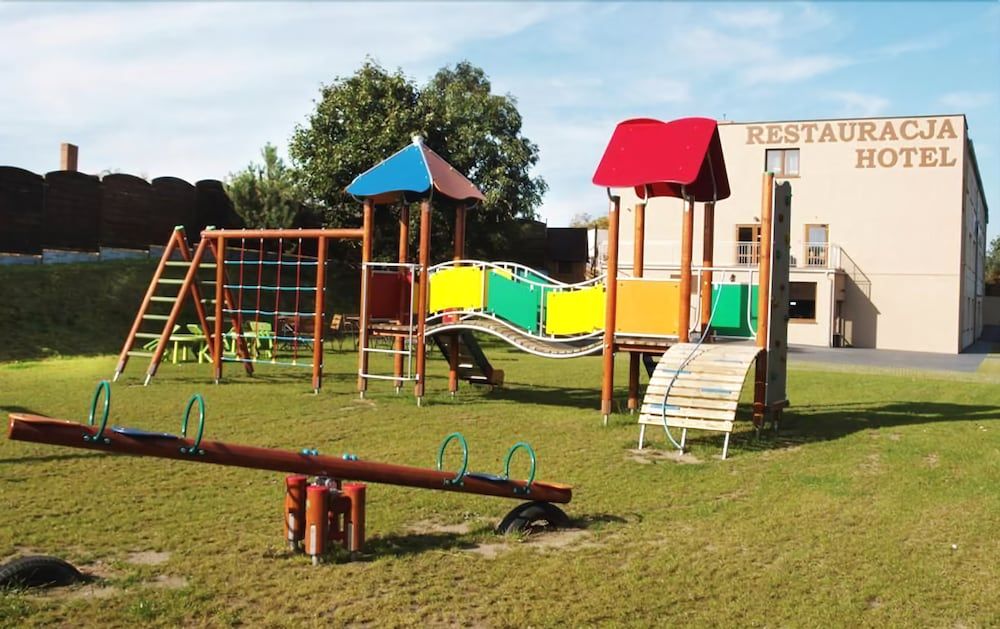 Hotel Nekla 3 estrelas em Nekla