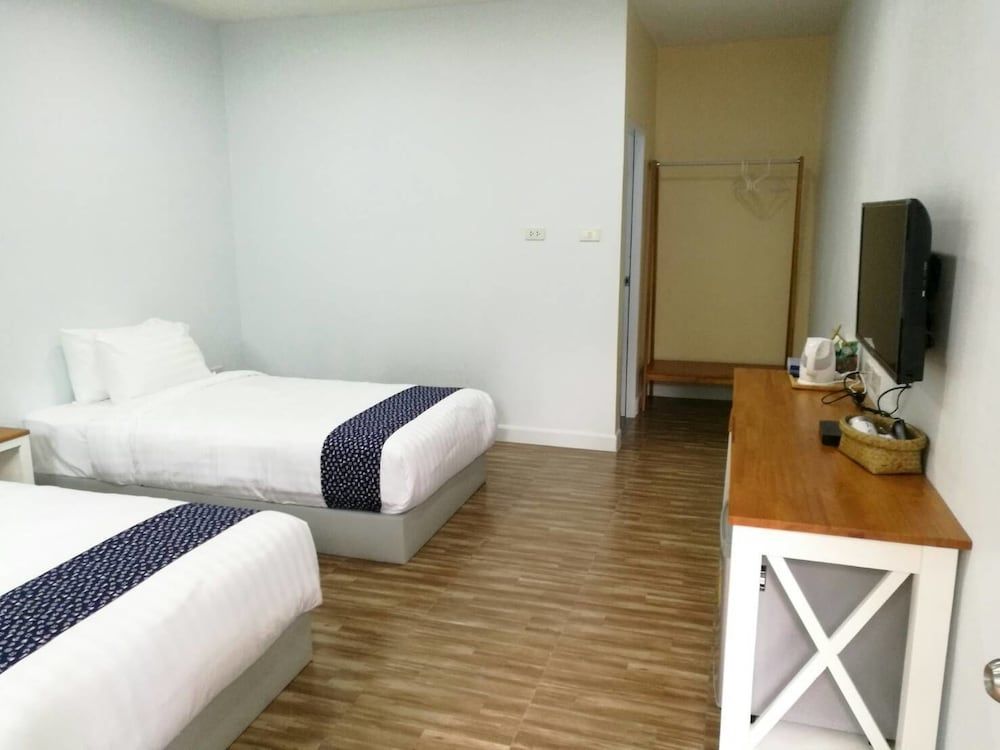 Blue Shore Cottage 3